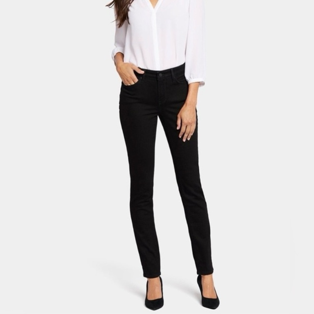 NEW NYDJ Skinny Leggings Jeans Black NWT 4P